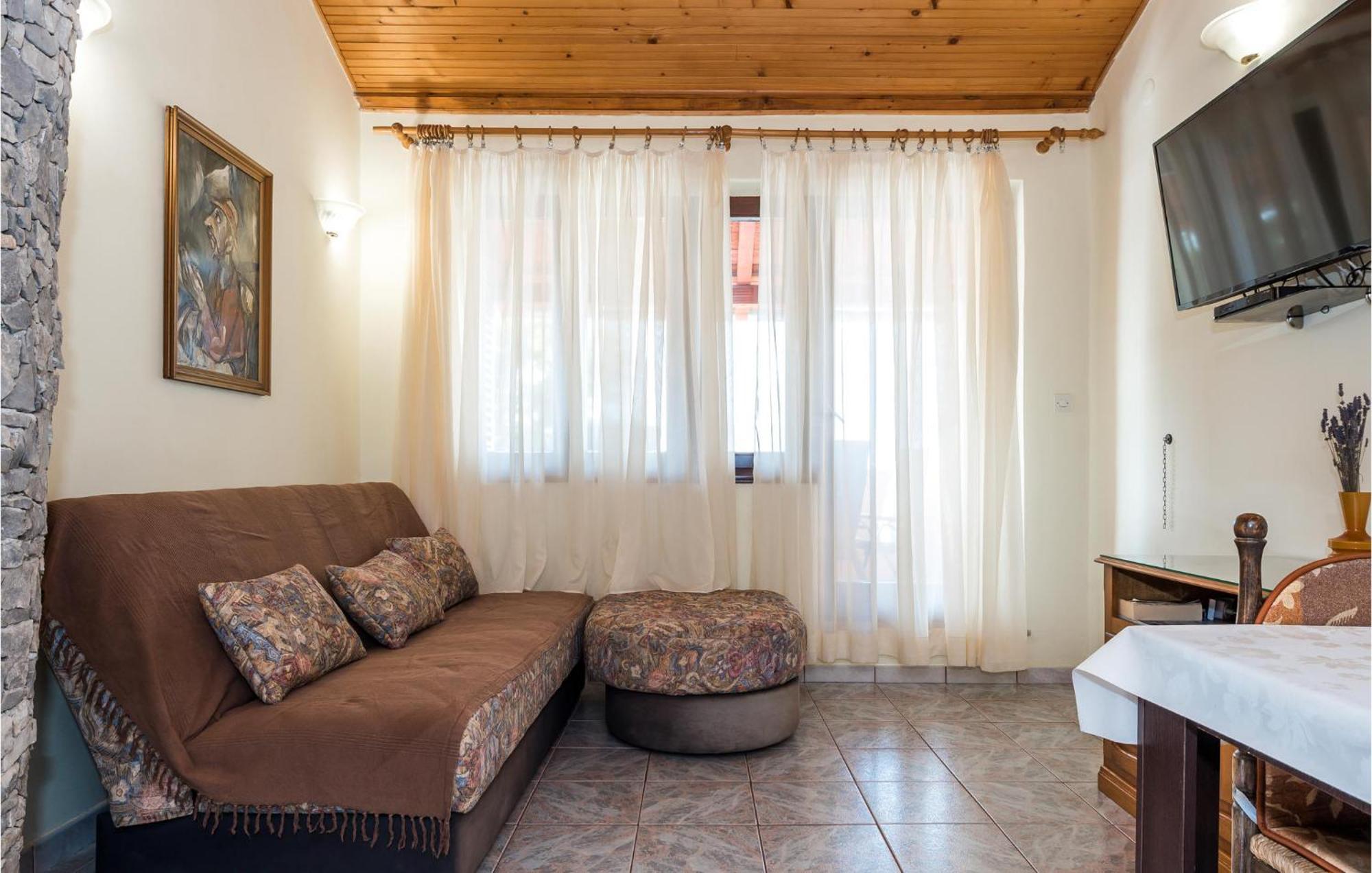 Awesome Apartment In Jadrija With Wifi المظهر الخارجي الصورة