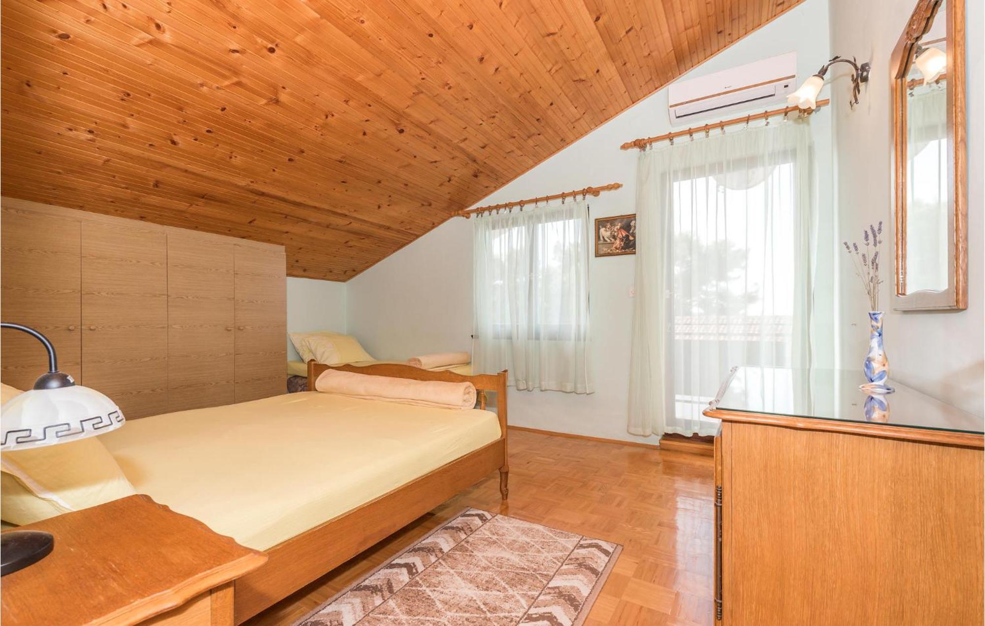 Awesome Apartment In Jadrija With Wifi المظهر الخارجي الصورة